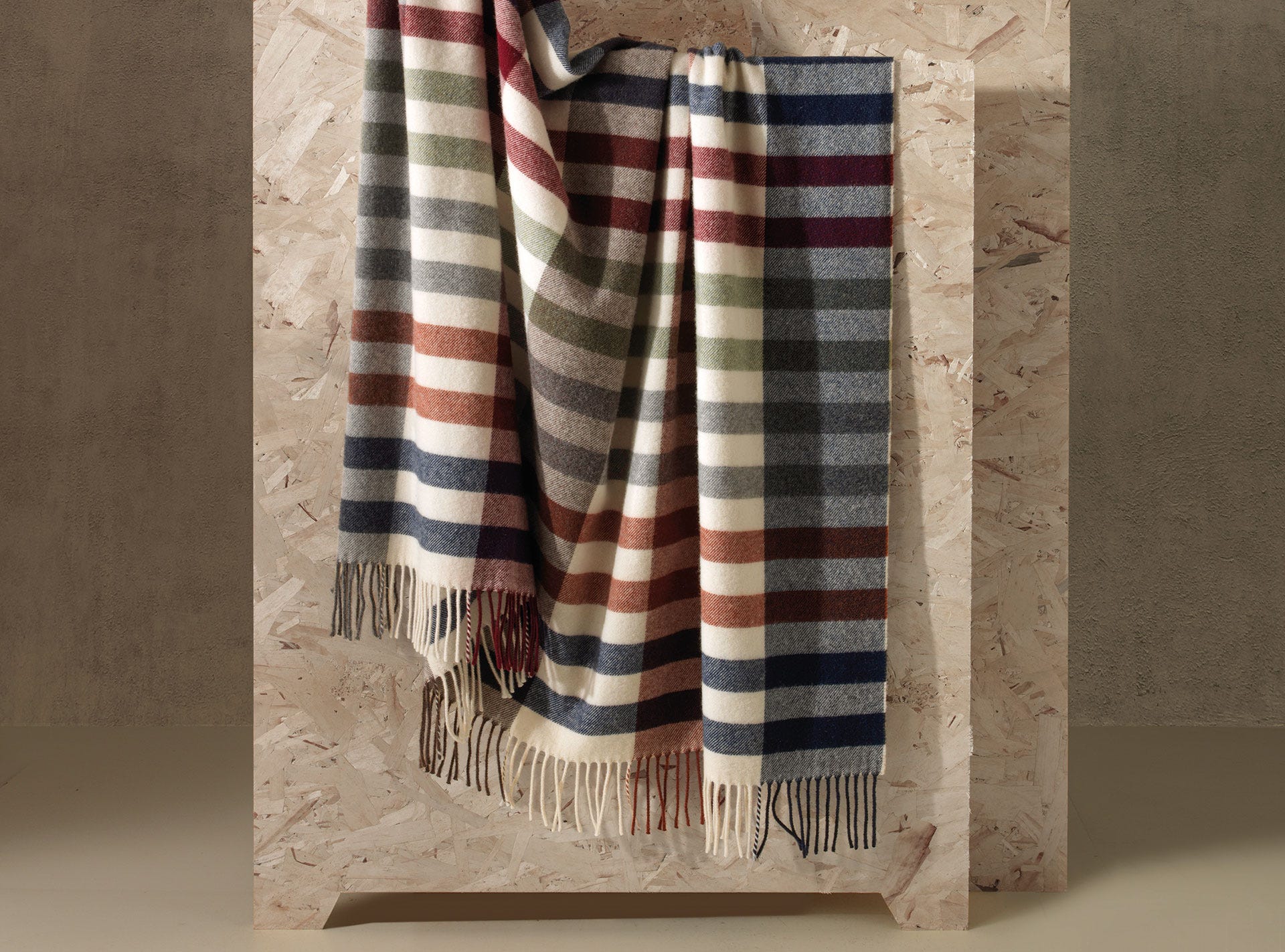 PLAID 4 NEW_1 PLAID 4 NEW_1